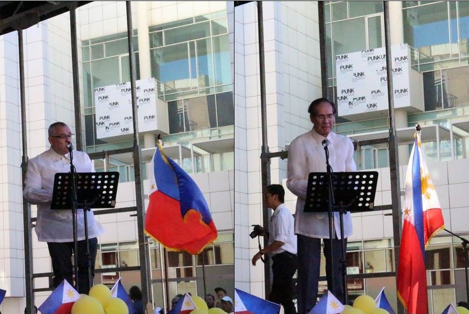 Left: Honorary Consul General Jordi Puig Roches giving his Welcome Remarks; Right: Ambassador Carlos C. Salinas delivering his Message.